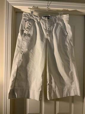 Jones Wear Jeans White Cropped Wide Leg Culotte Pants Size 12